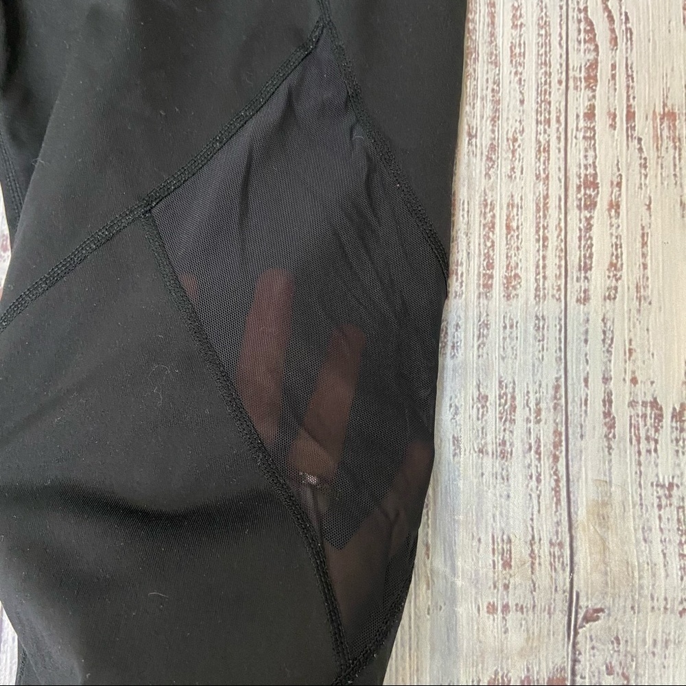 Athleta Sonar Capri with Mesh Cutouts. Size Small.  EUC - Picture 10 of 11